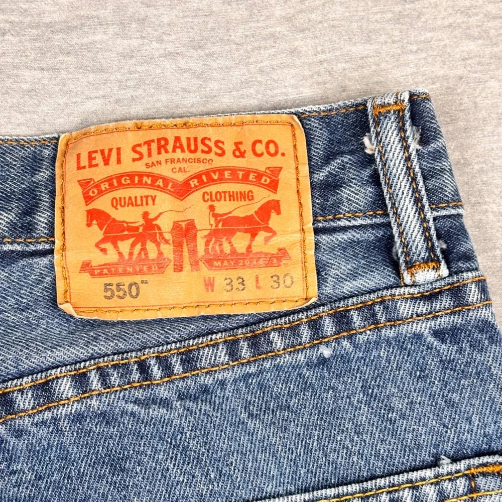 Levis levi 550
